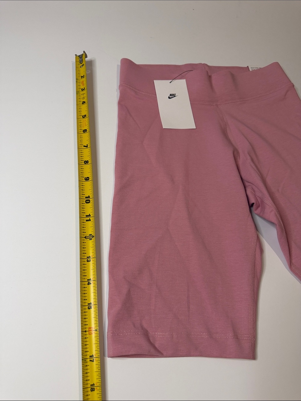 Nike Women's Dusty Rose Bike Shorts Mid-Rise - Picture 8 of 8